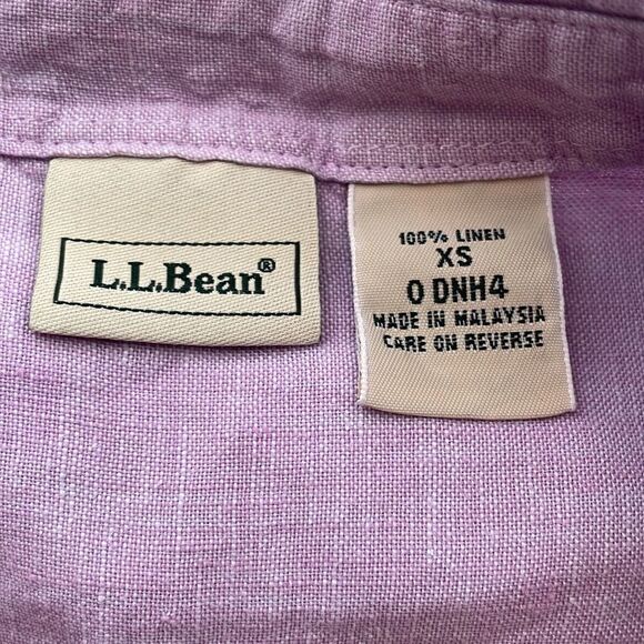 Bundle 3 Pieces: Tank, Chambray Top, Linen Button Up - Picture 16 of 16